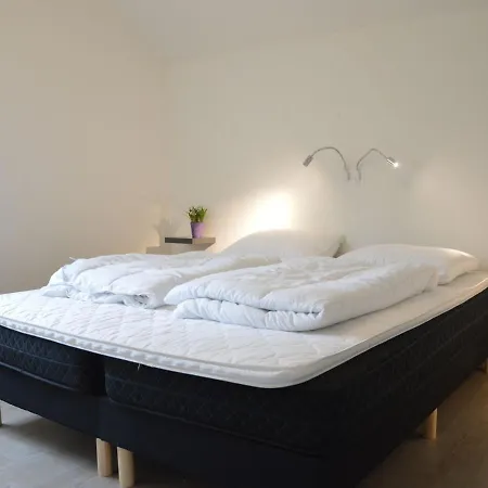 Forest Retreat Near Kempen-broek * De Horst