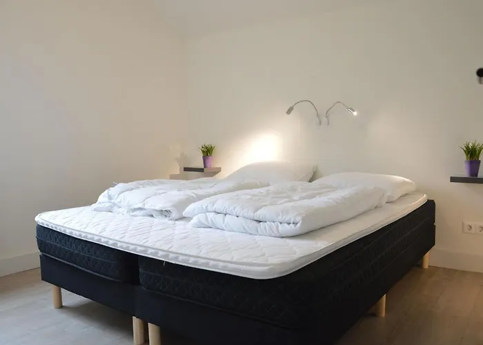 Forest Retreat Near Kempen-broek * De Horst