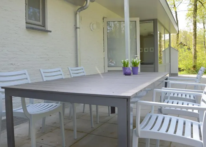 Forest Retreat Near Kempen-broek 別荘 *