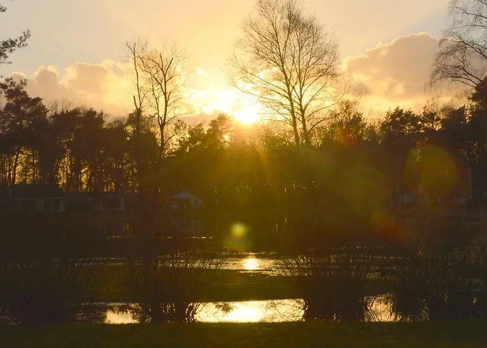 Forest Retreat Near Kempen-broek 別荘