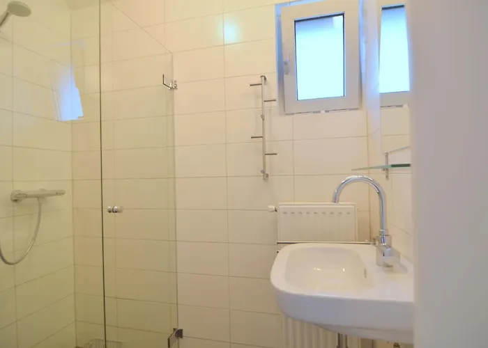 別荘 Forest Retreat Near Kempen-broek