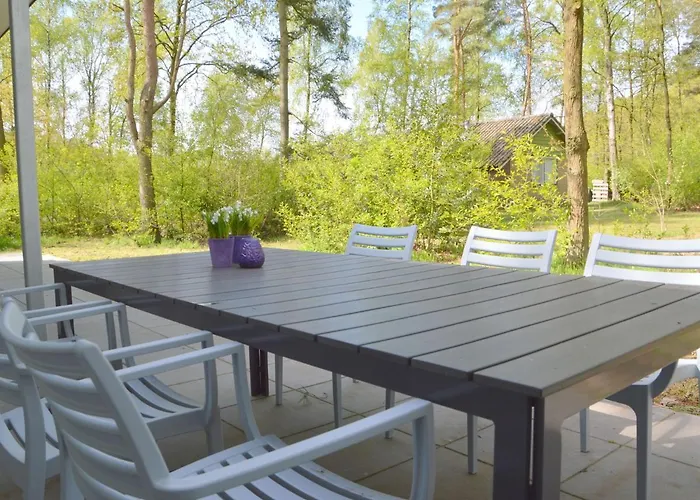 Forest Retreat Near Kempen-broek 別荘 *