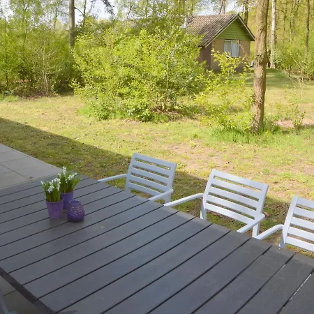 Forest Retreat Near Kempen-broek Semesterbostad De Horst