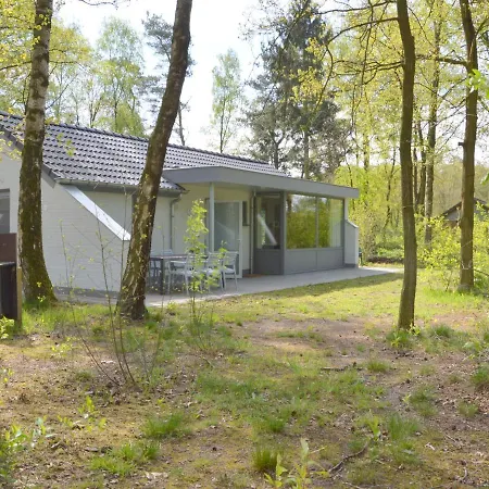 Forest Retreat Near Kempen-broek Semesterbostad *