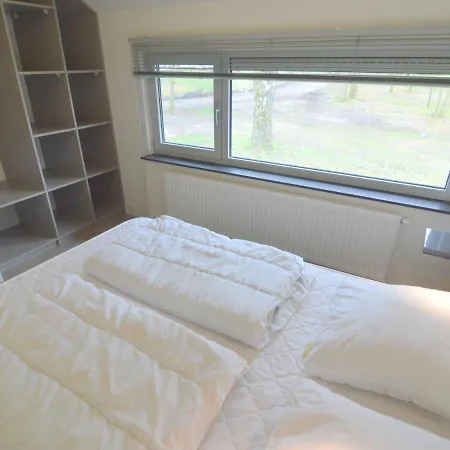 Forest Retreat Near Kempen-broek Semesterbostad *